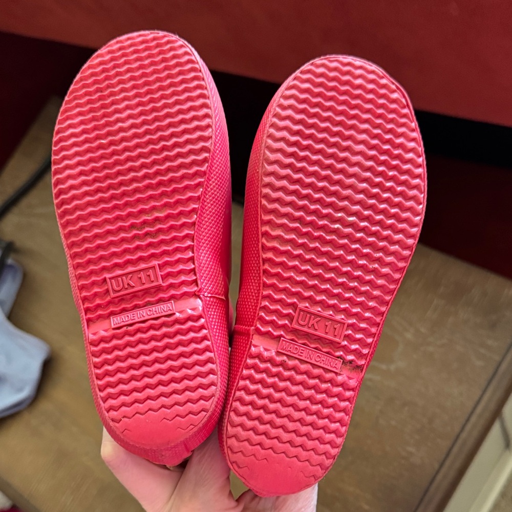 Hunter Kids Red Boots - Picture 5 of 5